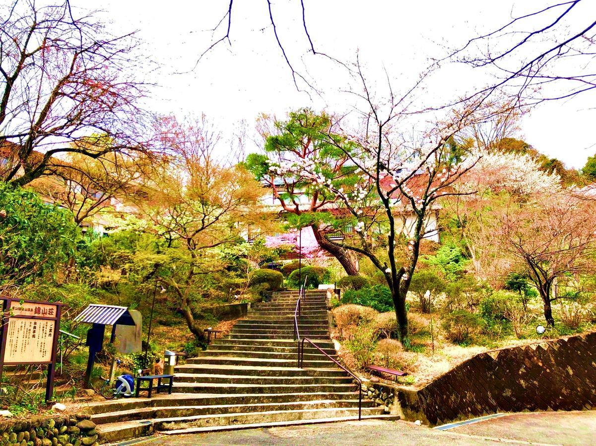 Takasaki Kannonyama Onsen Kinzanso Hotel Buitenkant foto