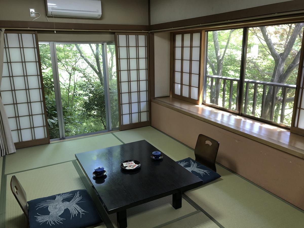 Takasaki Kannonyama Onsen Kinzanso Hotel Buitenkant foto