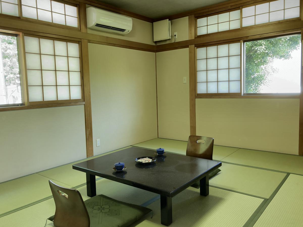 Takasaki Kannonyama Onsen Kinzanso Hotel Buitenkant foto